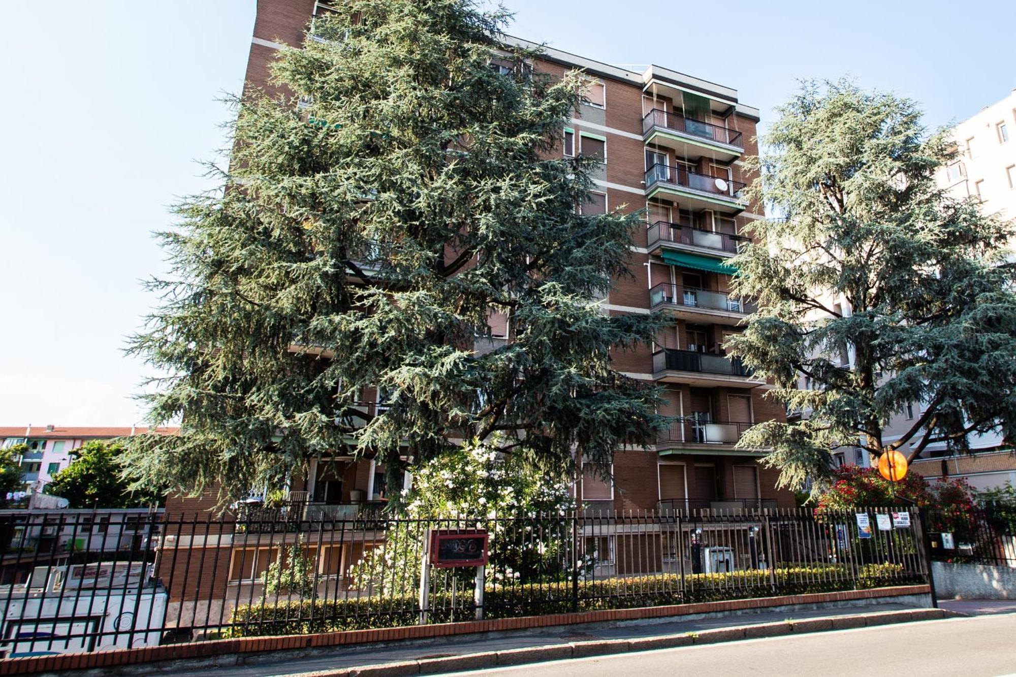 Milano-Linate Suite Self Check In & Free Parking Exterior foto